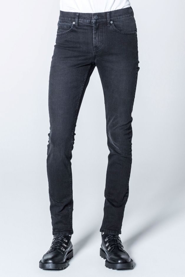 Slim fit non fade jeans